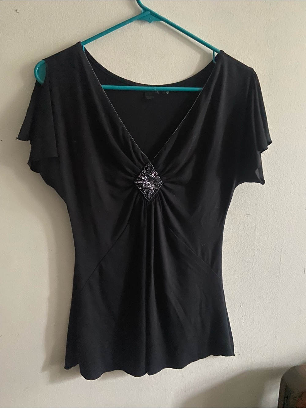 2000s Tuscan embellished v neck with side slit sleeve
